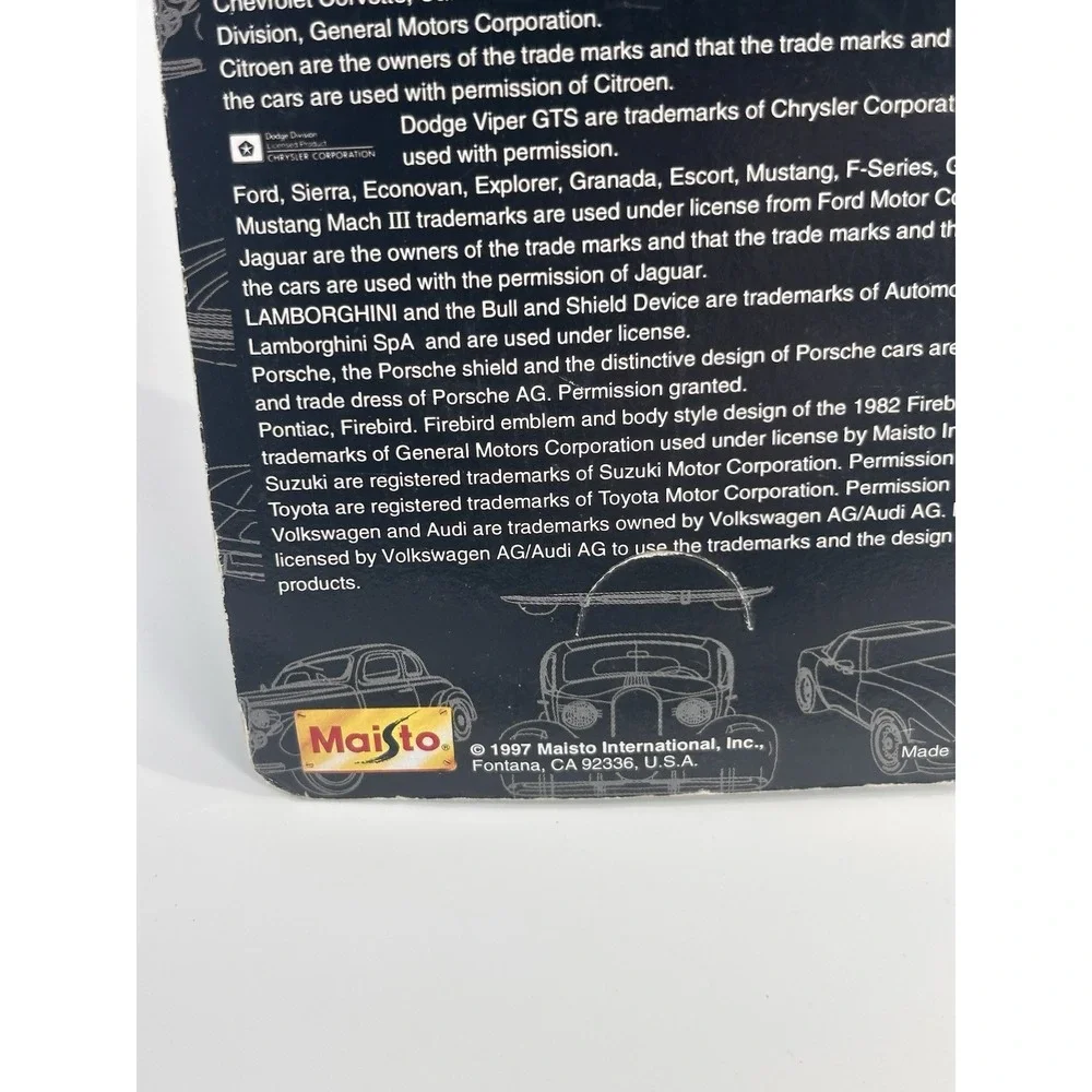 Vintage 1997 Maisto Motor Works‎ Porsche 911 Speedster 1:64 Scale